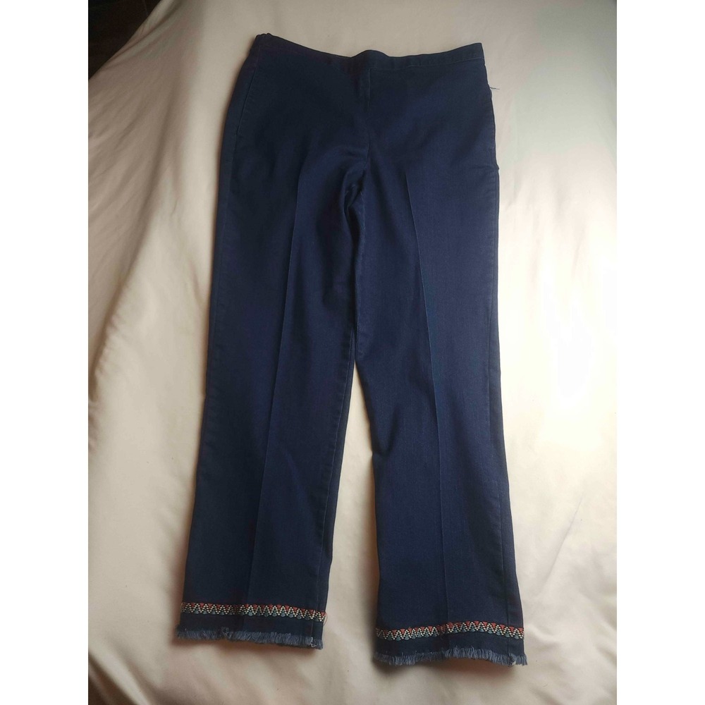 Alfred Dunner Jeans Womens 12 Blue Denim Boho Embroidered Hem Southwestern Chic